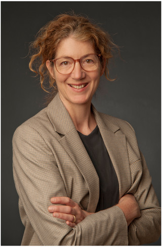 Dr. Silke Hackenesch